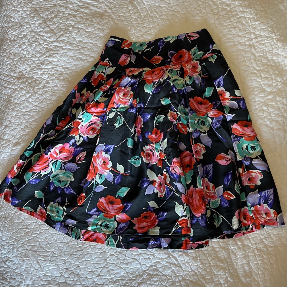 Express Floral Print Midi Skirt
